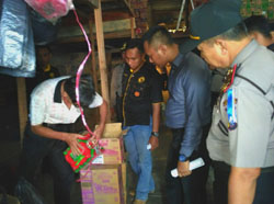  Polres Bengkalis Razia Gudang Sembako